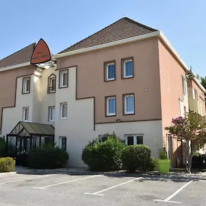 Face West Le Pontet Hotel
