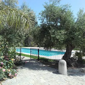 La Bastide De L'oliveraie Bed & Breakfast