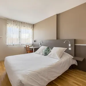 Newport Hotel Villefranche-sur-Saone