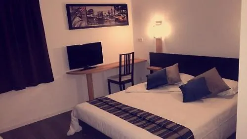 Appart'Hotel Residella House Room & Kitchen Avignon Le Pontet Le Pontet  3*, Le Pontet (Vaucluse)