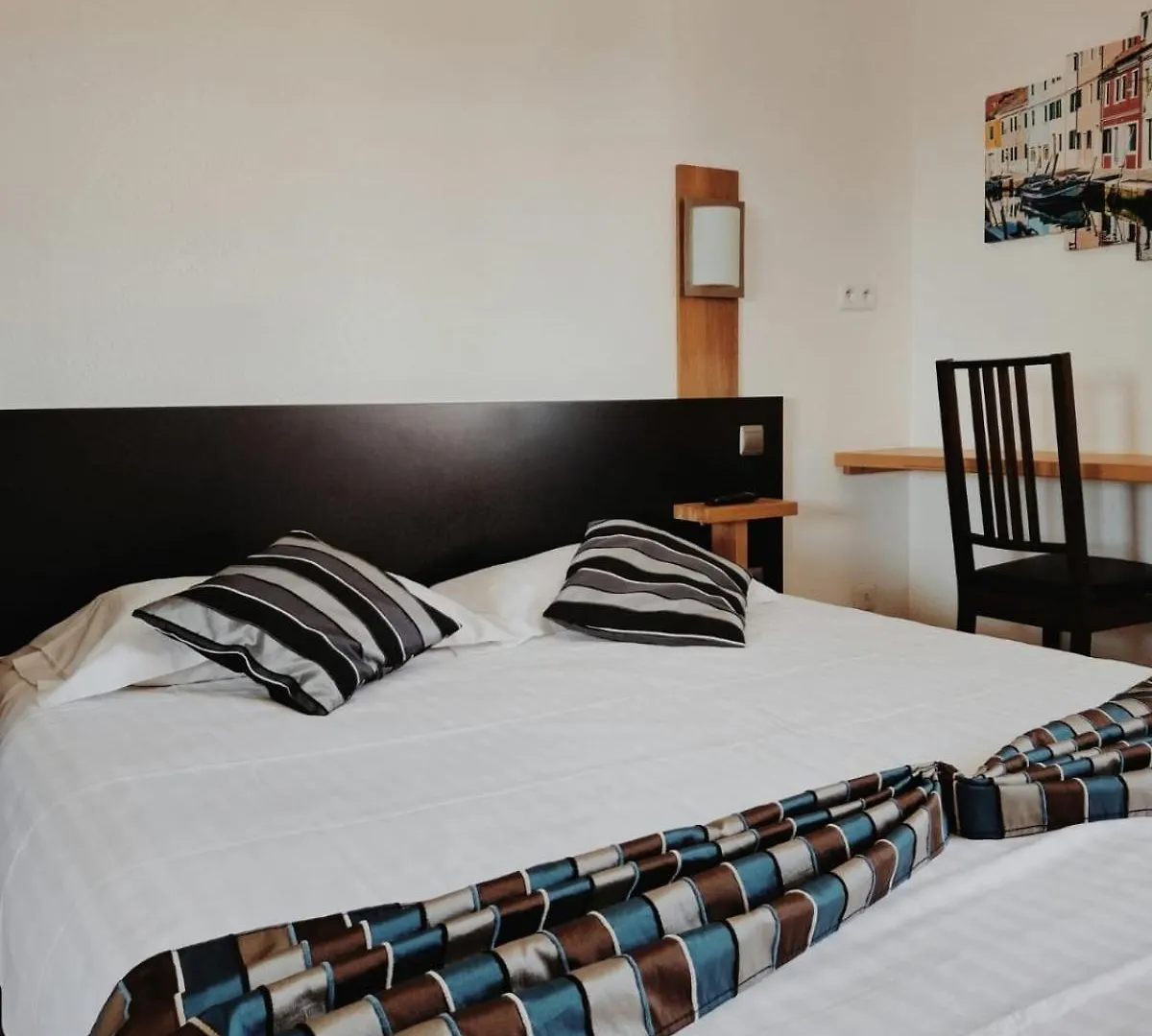 Appart'Hotel Residella House Room & Kitchen Avignon Le Pontet Le Pontet  3*, Le Pontet (Vaucluse) France