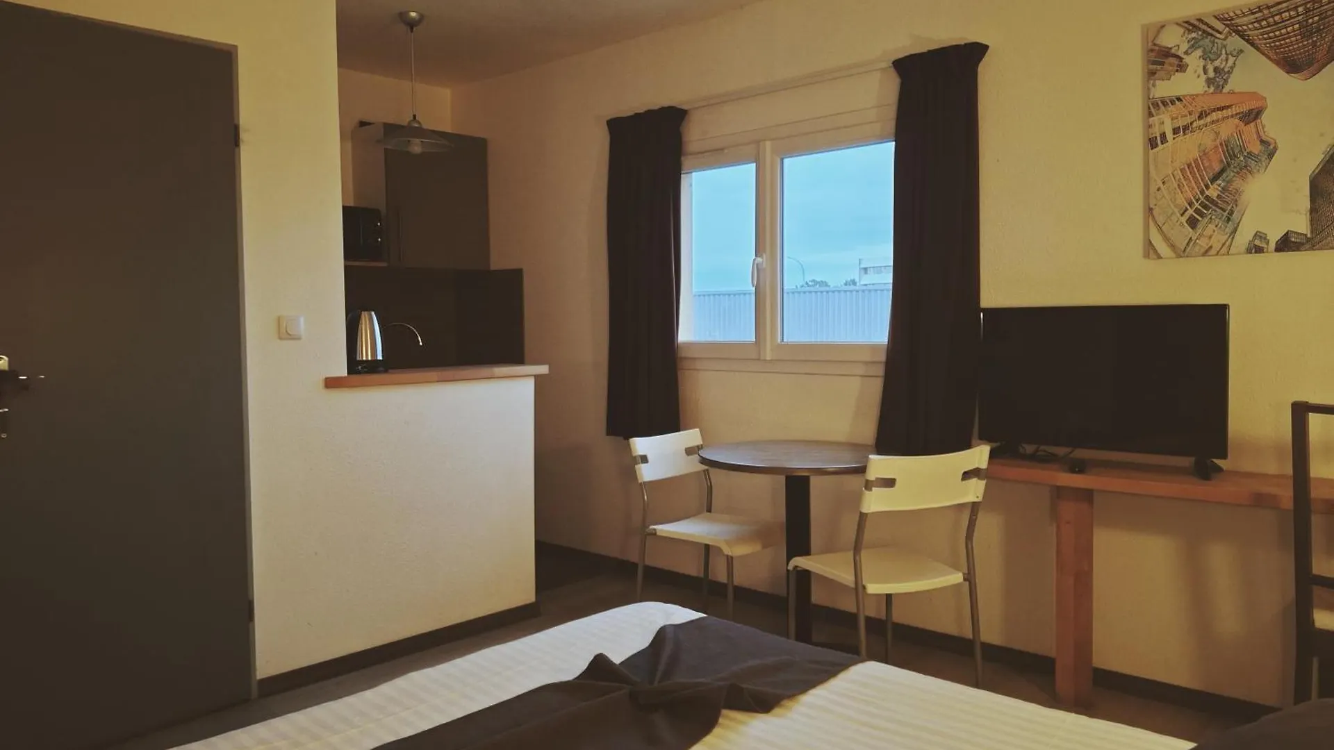 Appart'Hotel Residella House Room & Kitchen Avignon Le Pontet Le Pontet  Le Pontet (Vaucluse)